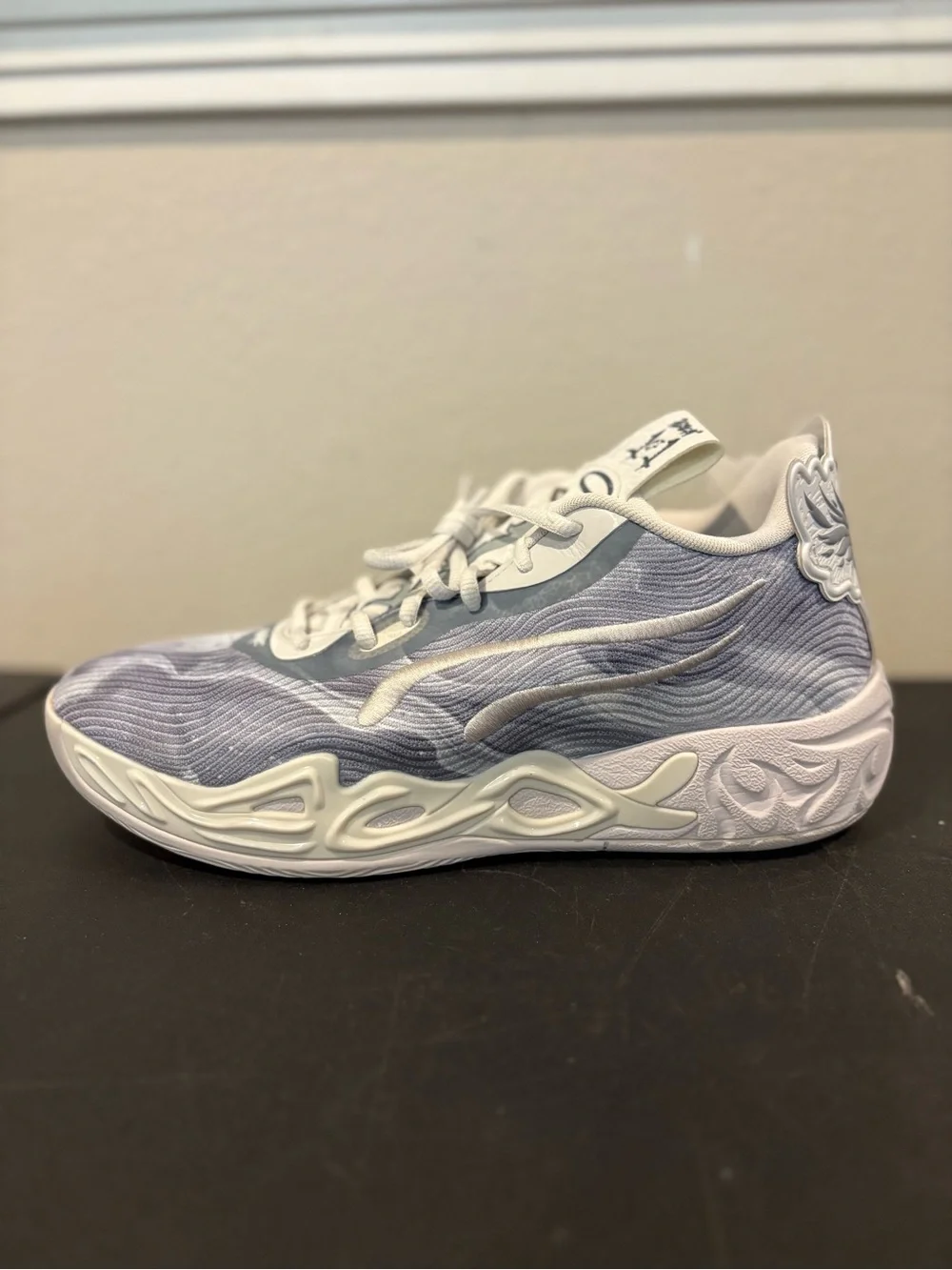 Puma Lamelo Ball MB.04 Lo Team 312174-03 Feather Grey Basketball Shoe Mens Sz 9